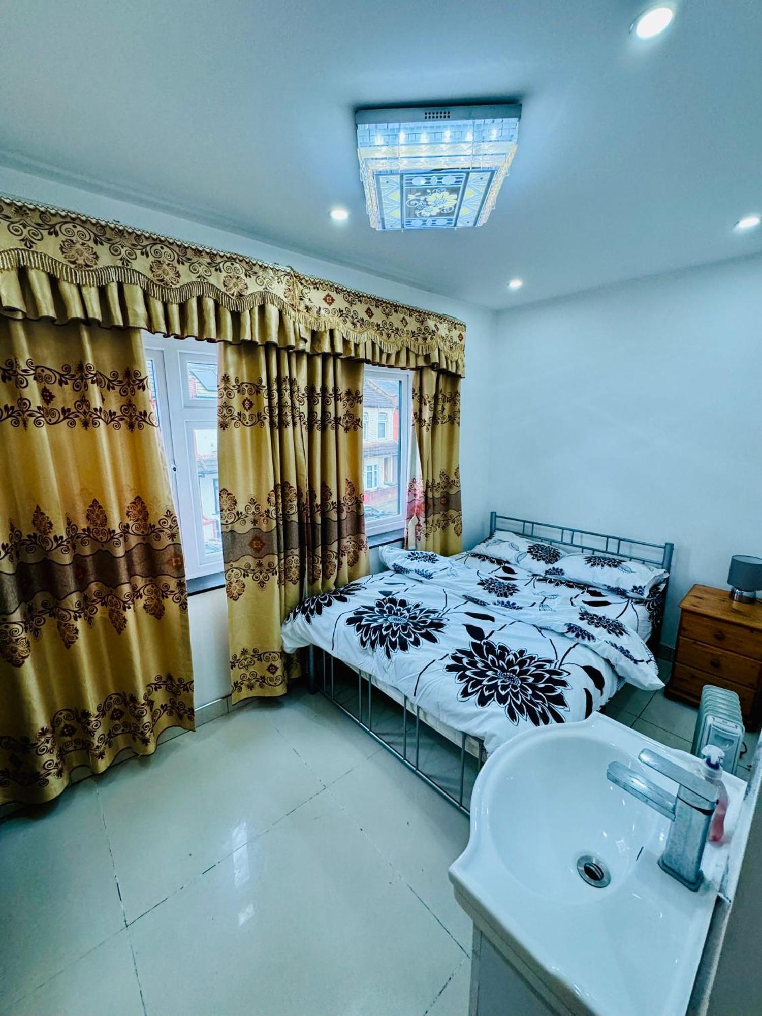 The Great Falcon Accommodation Λονδίνο Εξωτερικό φωτογραφία